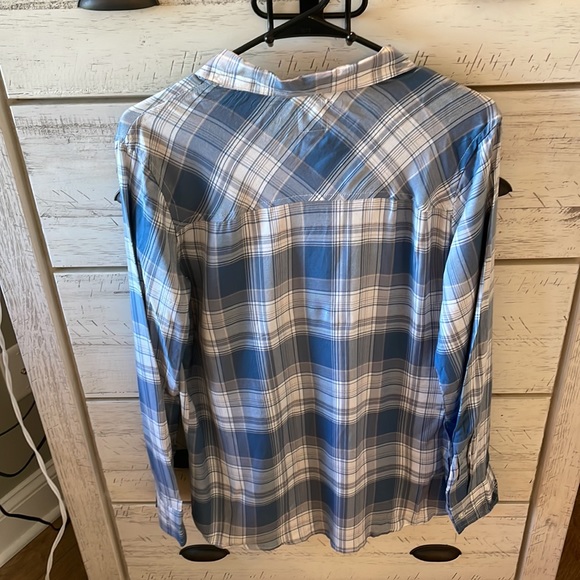 Blue and white plaid Francesca’s button down - Picture 4 of 5